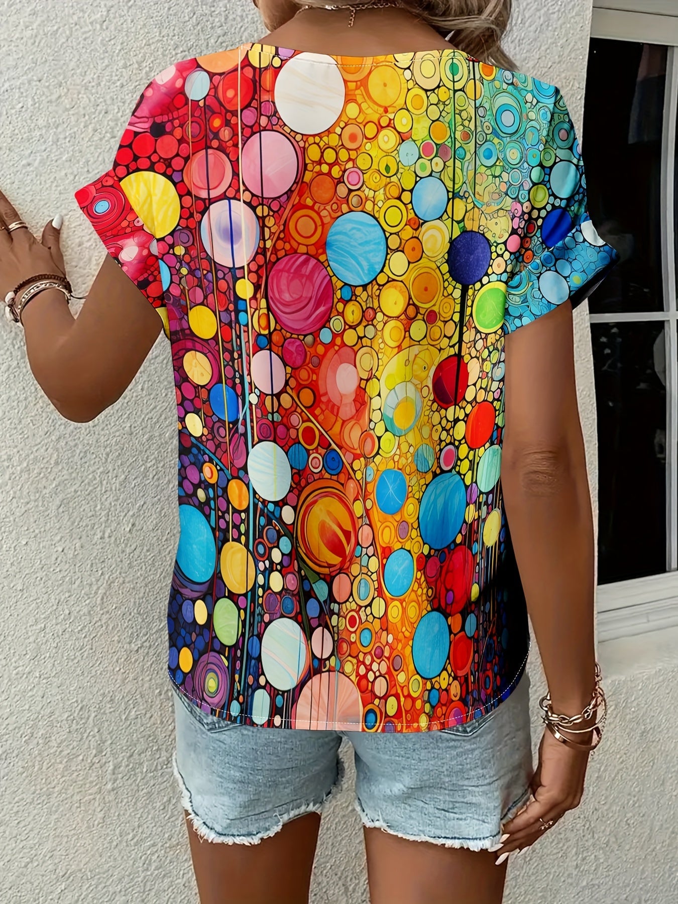 Vrolijke Damesblouse met Geometrische Print en V-Hals