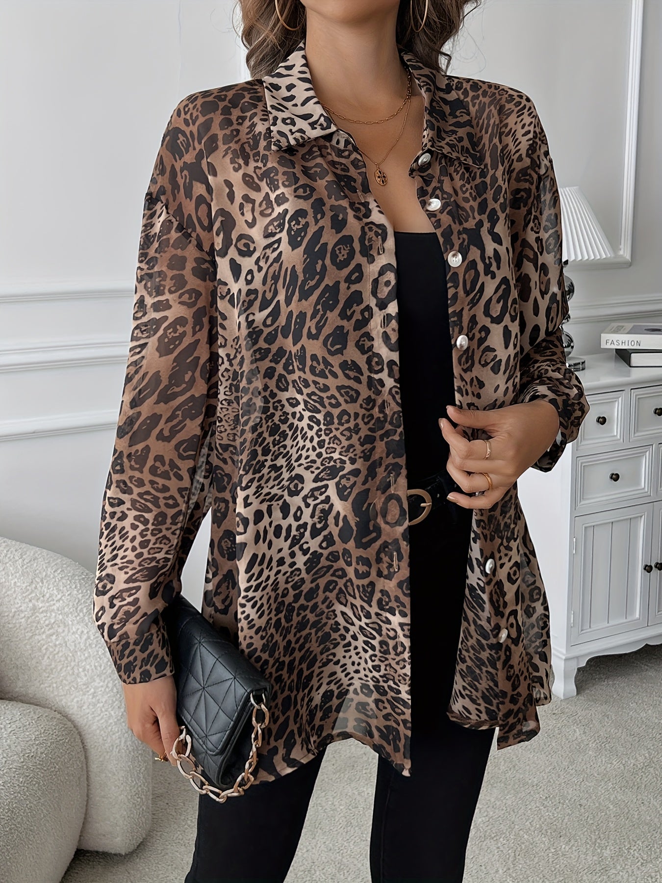 Casual Panterprint Blouse met Knopen
