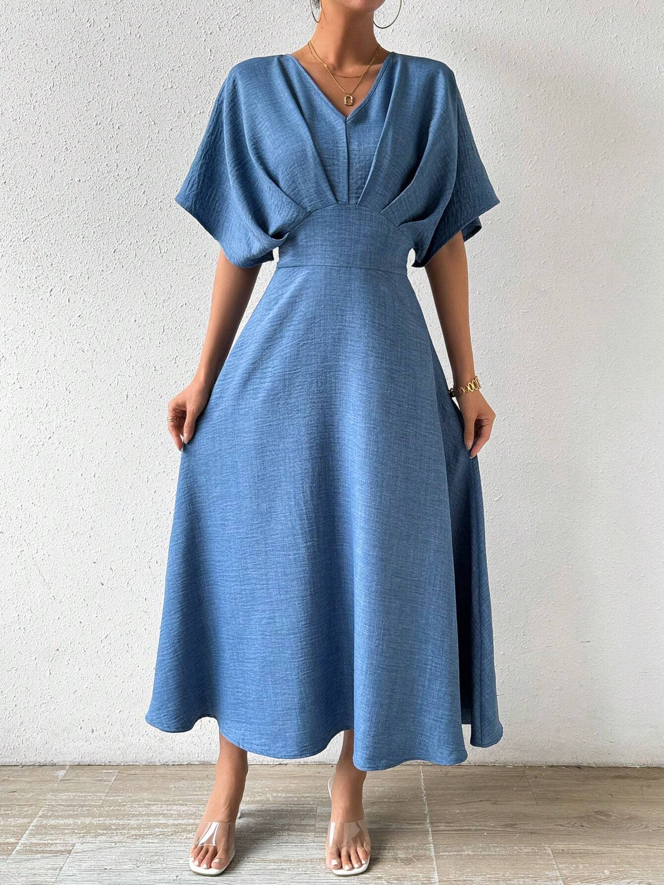 Elegante maxi-jurk met stijlvolle details