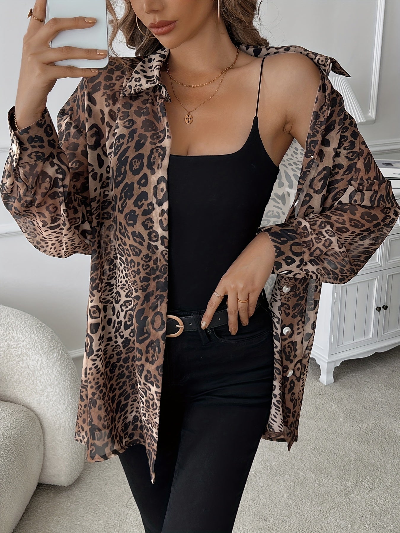 Casual Panterprint Blouse met Knopen