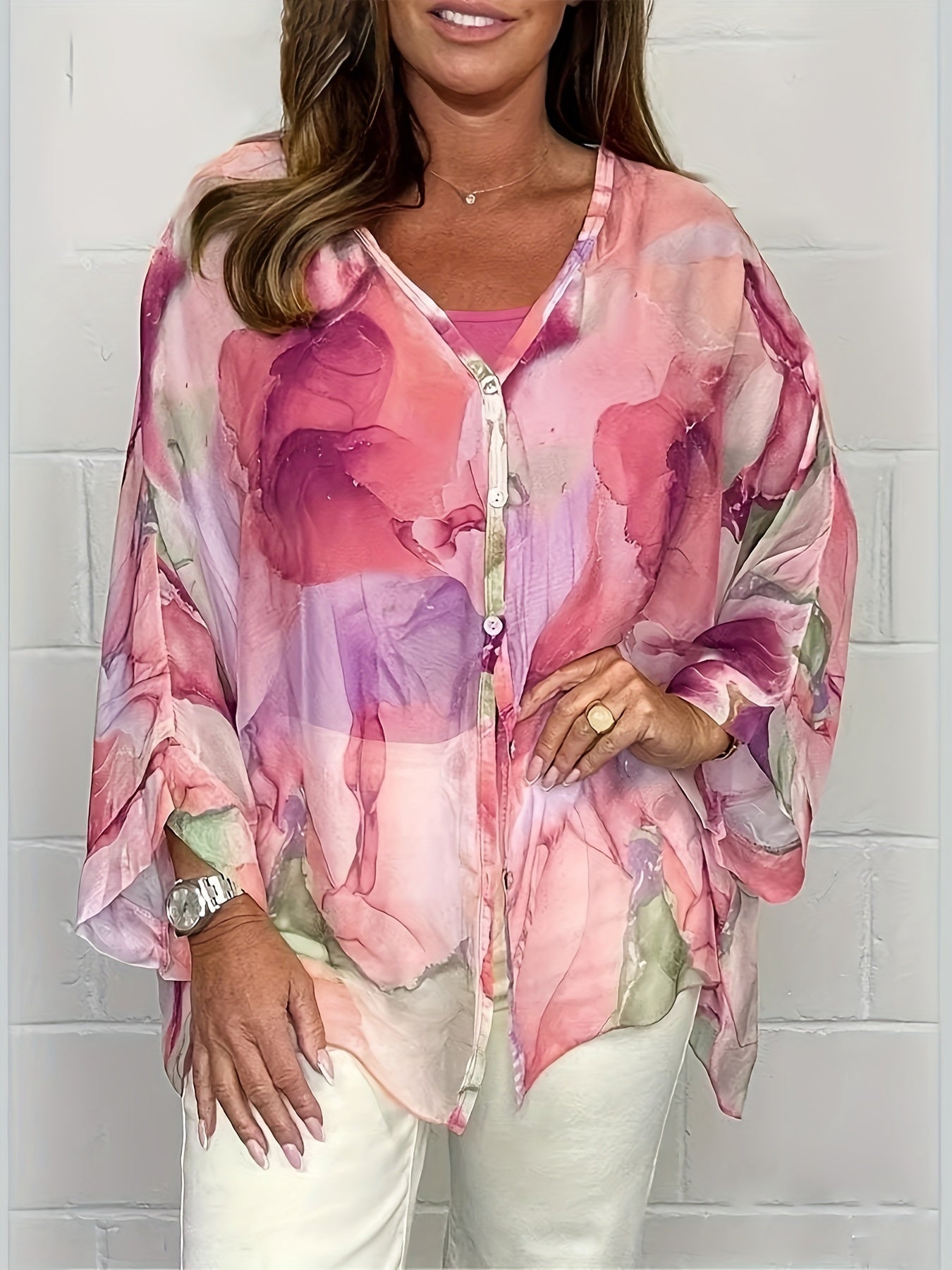 Chiffon damesblouse met bloemenprint en V-hals