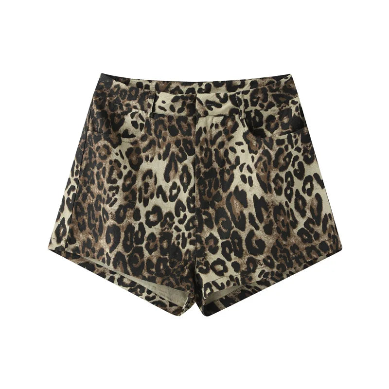 Nikki™ | Short